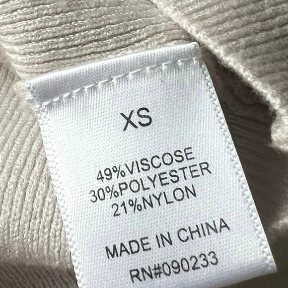 Kendall & Kylie Ribbed Cropped Tank Top XS Cream Casual Date Night Festival - Picture 6 of 6